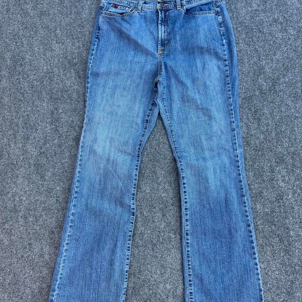 Jeanstar Premium Denim Bootcut Jeans Size 14 Medium Wash Mid Rise Blue Jeans
